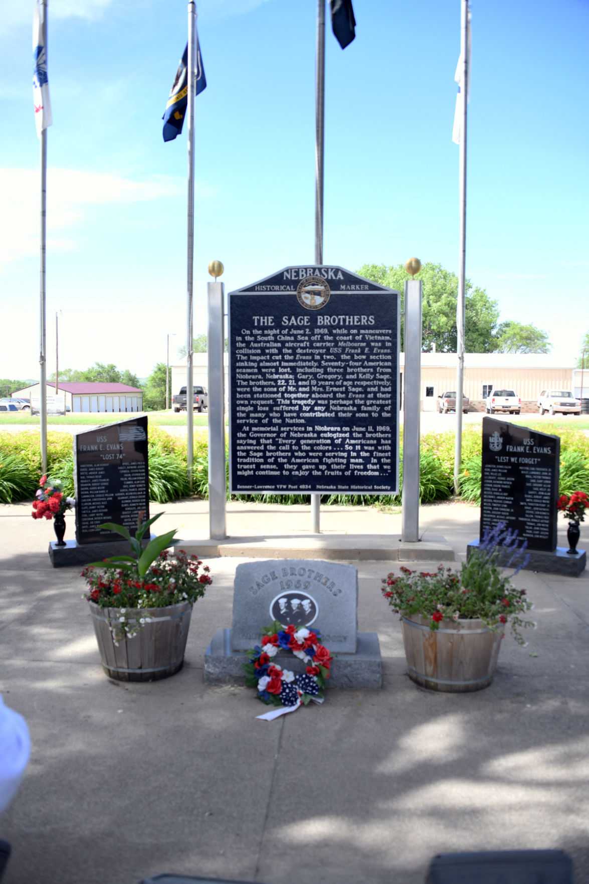 058 Memorial to the Sage Brothers at Niobrara.JPG
